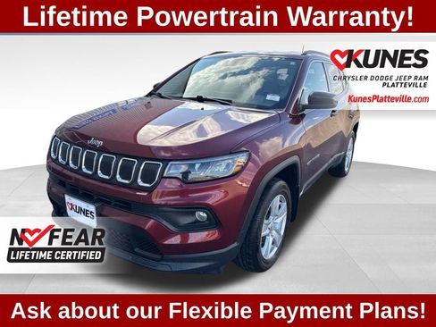 Used 2022 Jeep Compass Latitude w/ Convenience Group AWD/4WD image 9
