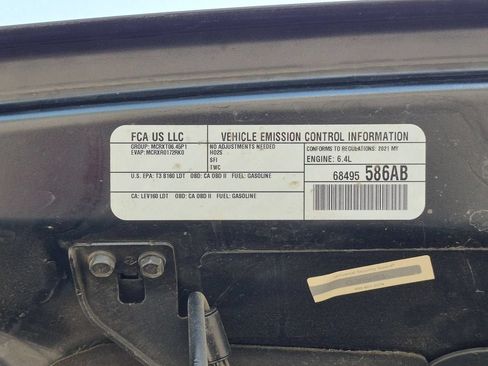 Used 2021 Jeep Wrangler Unlimited Rubicon AWD/4WD image 36