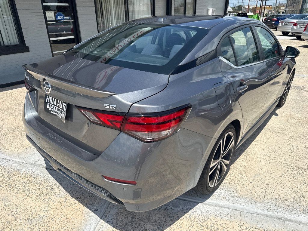 Used 2022 Nissan Sentra SR w/ Electronics Package FWD image 4