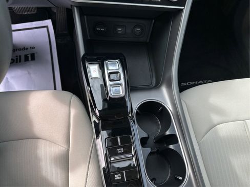 Certified 2023 Hyundai Sonata SEL w/ Cargo Package FWD image 16