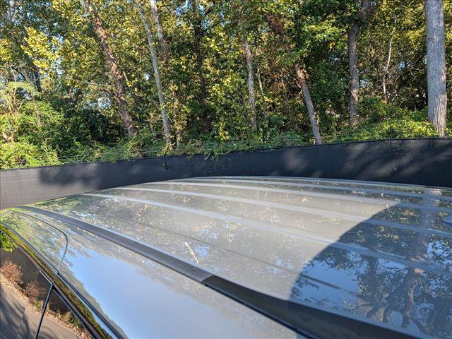 Used 2020 Chrysler Pacifica Touring w/ S Appearance Package FWD image 25