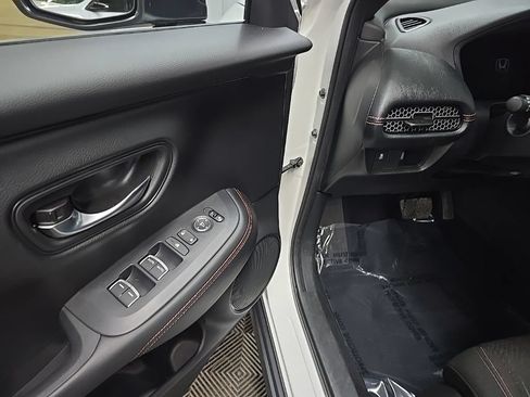 Used 2024 Honda HR-V Sport image 27