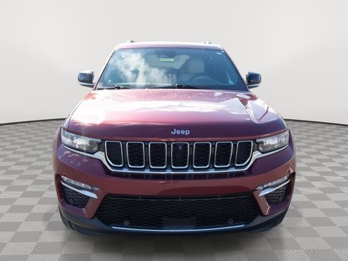 Used 2023 Jeep Grand Cherokee Limited w/ Luxury Tech Group II image 19