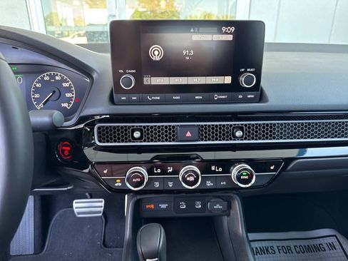 New 2025 Honda Civic Sport image 18