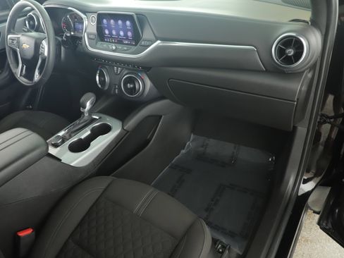 Used 2022 Chevrolet Blazer LT image 22