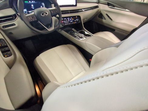 Used 2026 INFINITI QX60 Pure w/ Cargo Package image 18