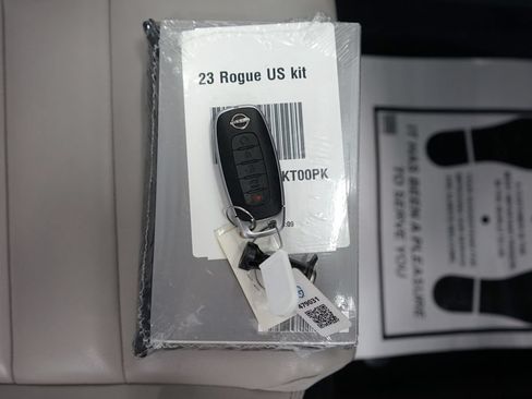 Used 2023 Nissan Rogue SL AWD/4WD image 55