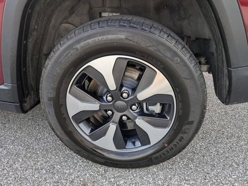 Used 2023 Jeep Grand Cherokee 4WD 4xe image 21