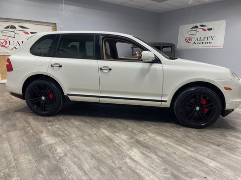 Used 2009 Porsche Cayenne AWD/4WD image 7