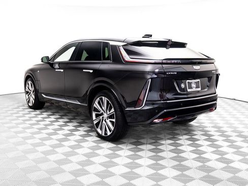 Certified 2024 Cadillac Lyriq Luxury w/ LPO, Floor Liner Package image 3