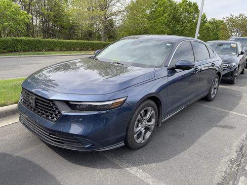 Used 2025 Honda Accord EX-L image 5