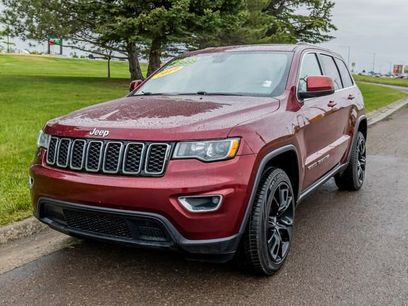 Used 2019 Jeep Grand Cherokee Laredo