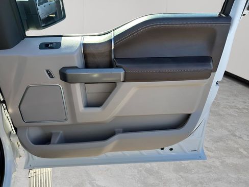 Used 2020 Ford F150 Limited w/ Trailer Tow Package image 13