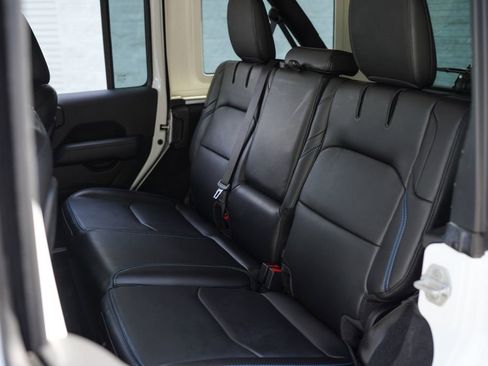 Used 2023 Jeep Wrangler Unlimited Rubicon 4xe w/ Cold Weather Group image 24