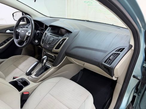 Used 2012 Ford Focus SEL FWD image 12