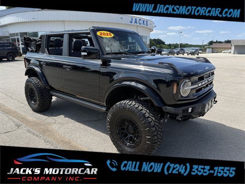 Used 2025 Ford Bronco Outer Banks AWD/4WD image 16
