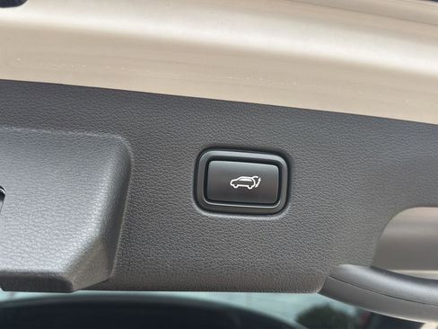 Used 2024 Kia Sportage SX FWD image 15