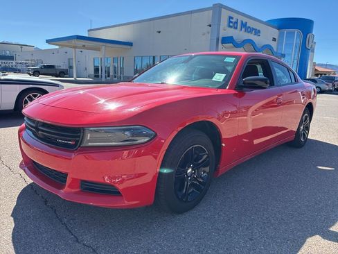 Used 2023 Dodge Charger SXT image 1