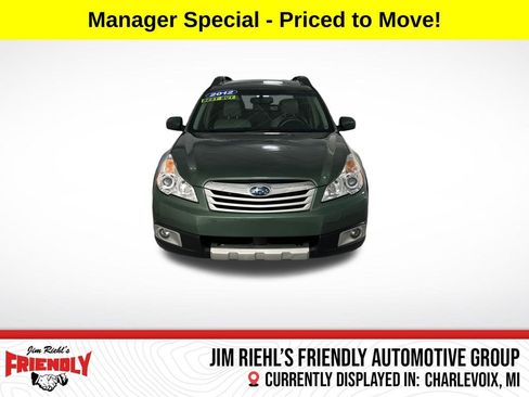 Used 2012 Subaru Outback 2.5i Limited w/ Moonroof Pkg AWD/4WD image 9