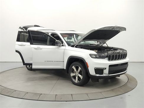 Used 2021 Jeep Grand Cherokee L Limited image 10