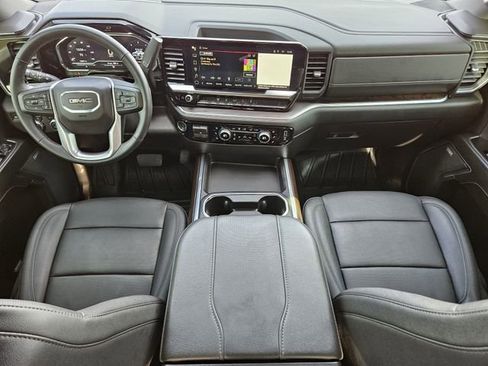 Used 2024 GMC Sierra 2500 SLT w/ SLT Convenience Package image 25
