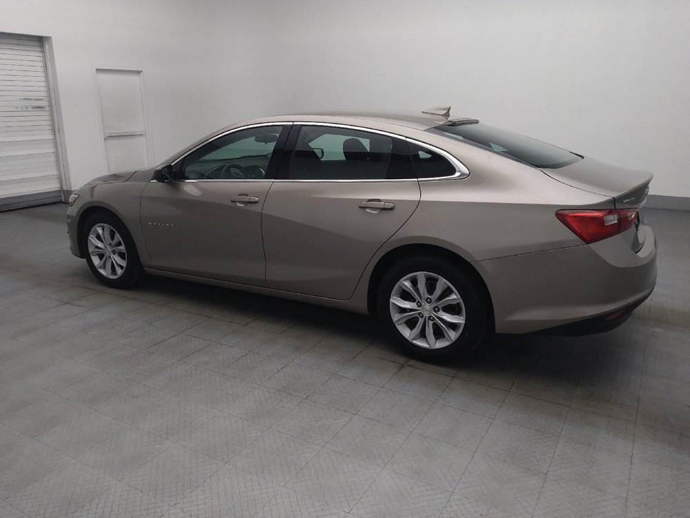 Used 2025 Chevrolet Malibu LT FWD image 3