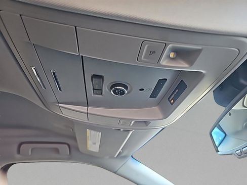 Used 2020 Chevrolet Tahoe LT image 39