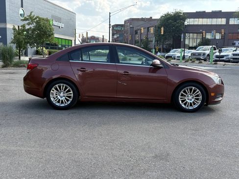 Used 2013 Chevrolet Cruze Eco FWD image 6