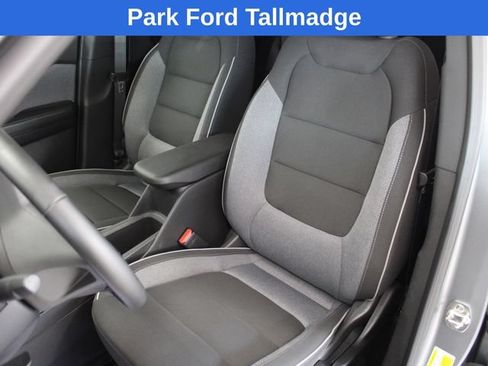 Used 2025 Chevrolet TrailBlazer LT w/ LT Cold Weather Package AWD/4WD image 12