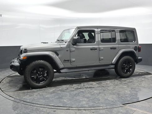 Used 2023 Jeep Wrangler Altitude image 8