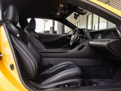 Used 2020 Lexus LC 500 Coupe w/ Performance Package RWD image 41