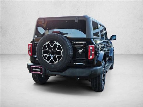 New 2026 Ford Bronco Outer Banks AWD/4WD image 2