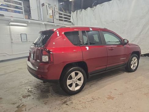 Used 2016 Jeep Compass Latitude image 5