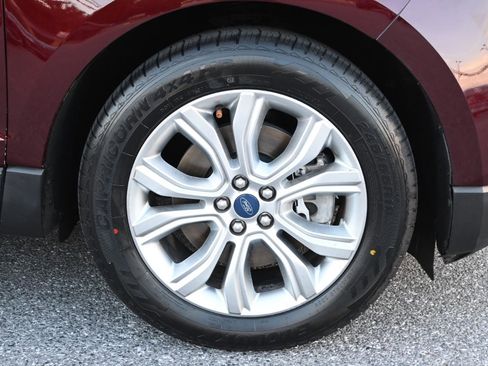 Used 2020 Ford Edge Titanium AWD/4WD image 14