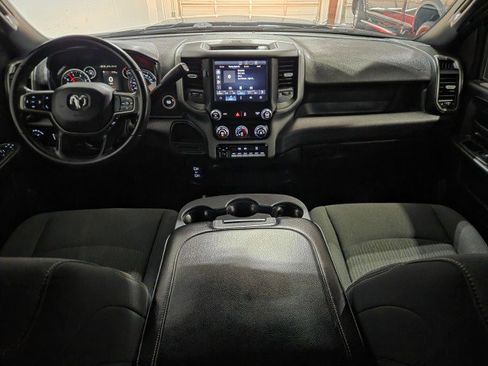 Used 2024 RAM 3500 Tradesman w/ Chrome Appearance Group AWD/4WD image 7