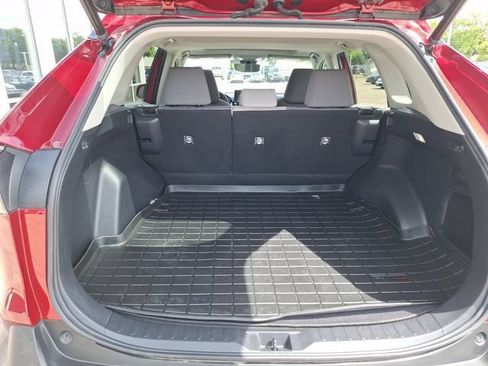 Used 2022 Toyota RAV4 XLE w/ Convenience Package AWD/4WD image 37