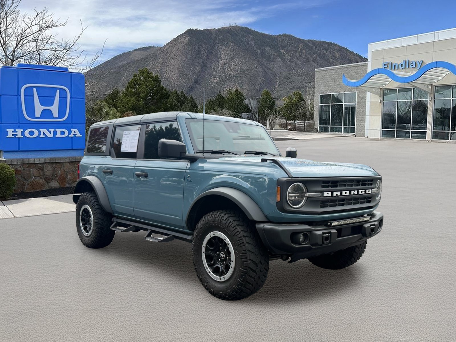 Used 2023 Ford Bronco Black Diamond w/ Sasquatch Package AWD/4WD image 7