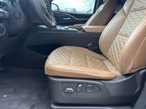 Used 2021 Cadillac Escalade Sport w/ Driver Assist Tech Package image 9