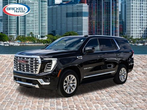 Used 2025 GMC Yukon Denali AWD/4WD image 1