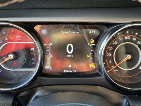 Used 2023 Jeep Gladiator Rubicon w/ LED Lighting Group image 19