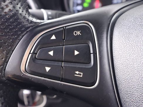 Used 2019 Mercedes-Benz CLA 250 image 12