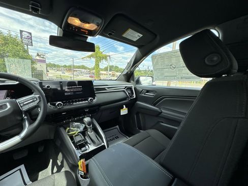 New 2026 GMC Canyon Elevation w/ Convenience Package RWD image 11