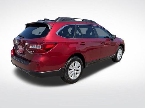 Used 2017 Subaru Outback 2.5i Premium w/ Popular Package #2 AWD/4WD image 8