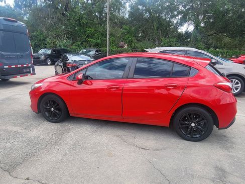 Used 2019 Chevrolet Cruze LS w/ LS Convenience Package FWD image 21
