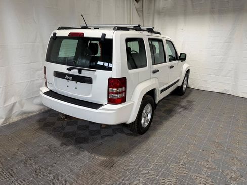 Used 2010 Jeep Liberty Sport w/ Skid Plate Group AWD/4WD image 6