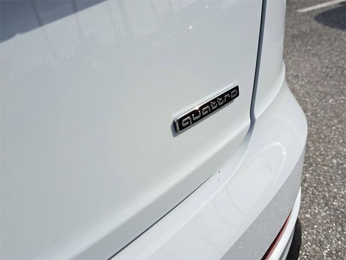 New 2026 Audi Q8 Premium Plus image 6