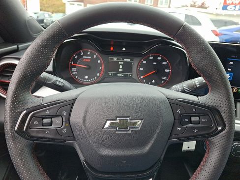 Used 2024 Chevrolet Trax RS w/ Driver Confidence Package image 19