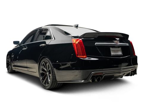 Used 2018 Cadillac CTS V w/ Carbon Fiber Package RWD image 12
