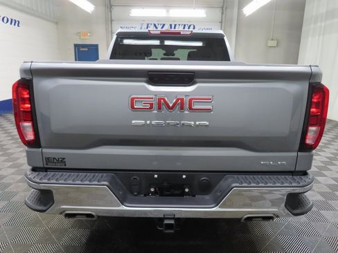 Used 2025 GMC Sierra 1500 SLE image 30