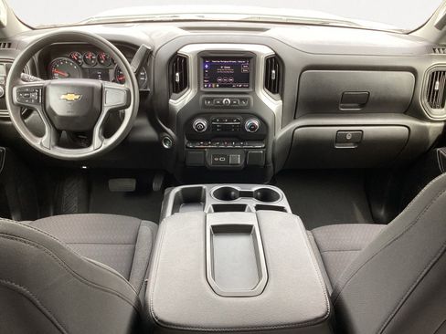 Used 2024 Chevrolet Silverado 1500 Custom image 4